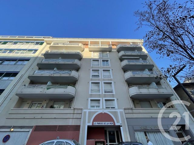 Appartement F1 à louer - 1 pièce - 22.95 m2 - NICE - 06 - PROVENCE-ALPES-COTE-D-AZUR - Century 21 Domus Immobilier