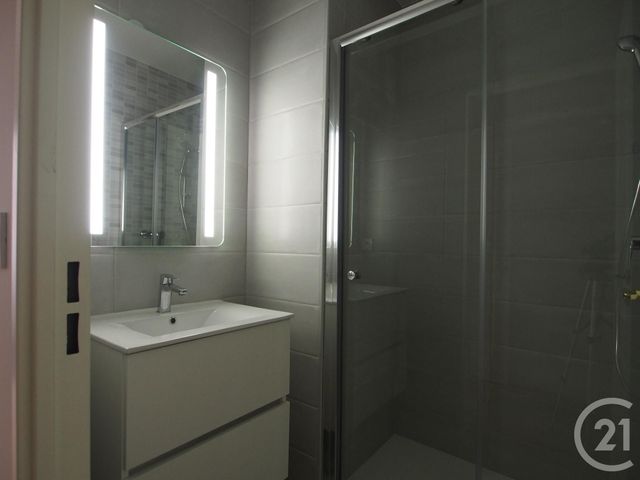 Appartement T4 à vendre - 4 pièces - 85.87 m2 - NICE - 06 - PROVENCE-ALPES-COTE-D-AZUR - Century 21 Domus Immobilier