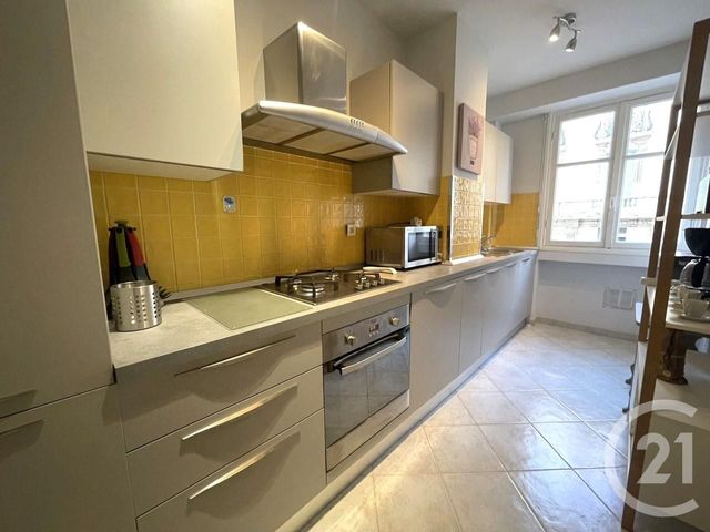 Appartement à louer - 2 pièces - 47.72 m2 - NICE - 06 - PROVENCE-ALPES-COTE-D-AZUR - Century 21 Domus Immobilier