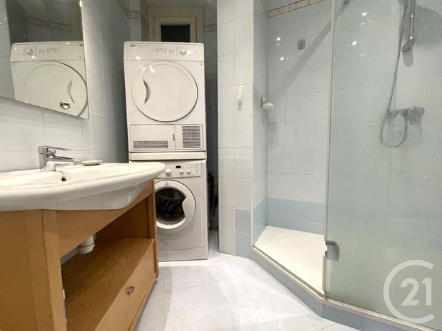 Appartement à louer - 2 pièces - 47.72 m2 - NICE - 06 - PROVENCE-ALPES-COTE-D-AZUR - Century 21 Domus Immobilier