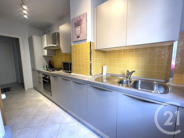 Appartement à louer - 2 pièces - 47.72 m2 - NICE - 06 - PROVENCE-ALPES-COTE-D-AZUR - Century 21 Domus Immobilier