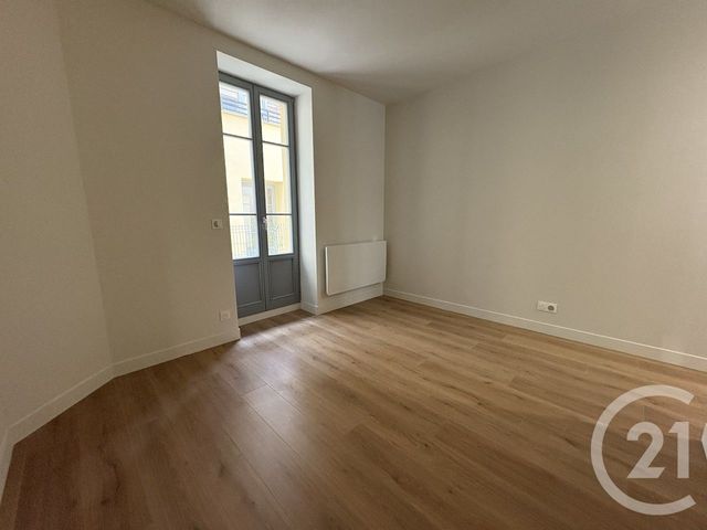 Appartement F2 à louer - 2 pièces - 36.5 m2 - NICE - 06 - PROVENCE-ALPES-COTE-D-AZUR - Century 21 Domus Immobilier