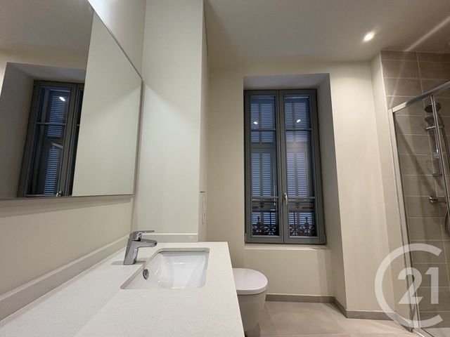 Appartement F2 à louer - 2 pièces - 39.0 m2 - NICE - 06 - PROVENCE-ALPES-COTE-D-AZUR - Century 21 Domus Immobilier