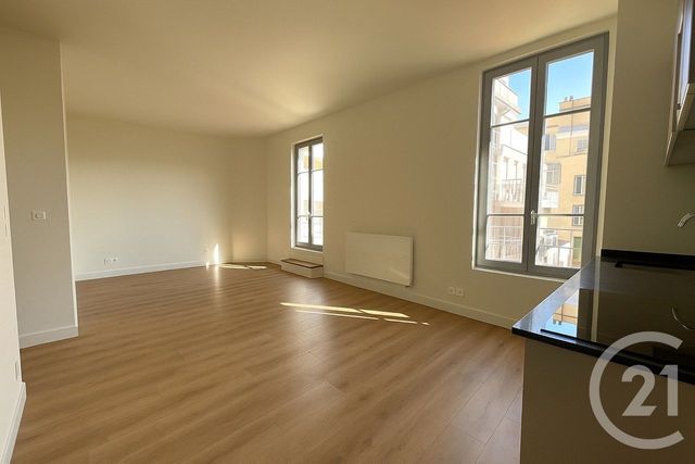Appartement F2 à louer - 2 pièces - 39.0 m2 - NICE - 06 - PROVENCE-ALPES-COTE-D-AZUR - Century 21 Domus Immobilier