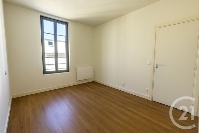 Appartement F2 à louer - 2 pièces - 39.0 m2 - NICE - 06 - PROVENCE-ALPES-COTE-D-AZUR - Century 21 Domus Immobilier