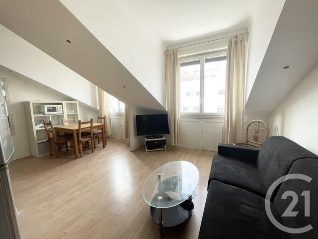 Afficher la photo en grand Appartement F2 à louer - 2 pièces - 40.57 m2 - NICE - 06 - PROVENCE-ALPES-COTE-D-AZUR - Century 21 Domus Immobilier