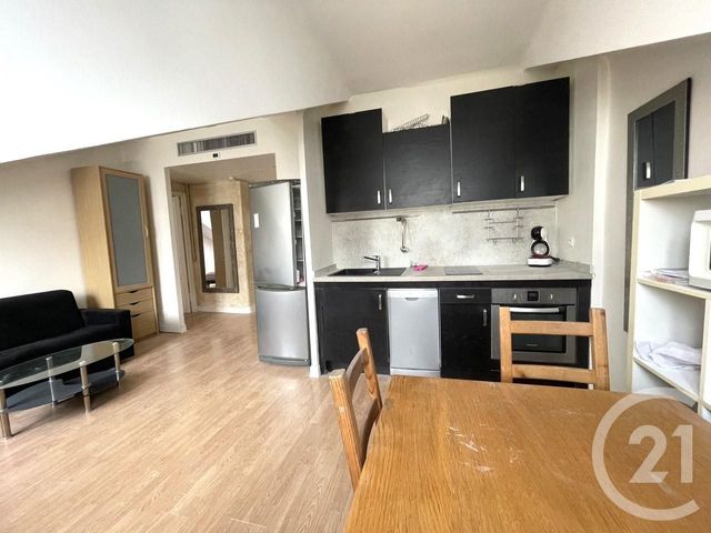 Afficher la photo en grand Appartement F2 à louer - 2 pièces - 40.57 m2 - NICE - 06 - PROVENCE-ALPES-COTE-D-AZUR - Century 21 Domus Immobilier