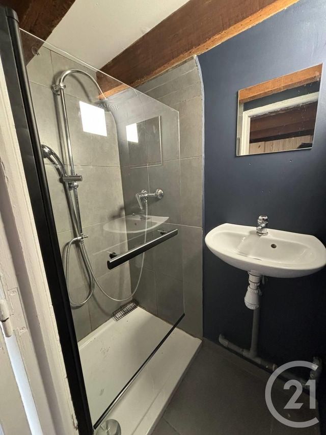 Afficher la photo en grand Appartement F1 à louer - 2 pièces - 30.81 m2 - NICE - 06 - PROVENCE-ALPES-COTE-D-AZUR - Century 21 Domus Immobilier