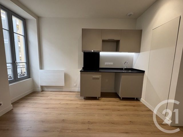 Appartement F1 à louer - 1 pièce - 19.0 m2 - NICE - 06 - PROVENCE-ALPES-COTE-D-AZUR - Century 21 Domus Immobilier