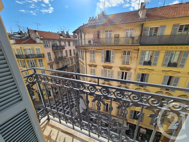 Appartement à louer - 2 pièces - 46.3 m2 - NICE - 06 - PROVENCE-ALPES-COTE-D-AZUR - Century 21 Domus Immobilier