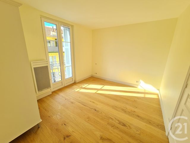 Appartement à louer - 2 pièces - 46.3 m2 - NICE - 06 - PROVENCE-ALPES-COTE-D-AZUR - Century 21 Domus Immobilier