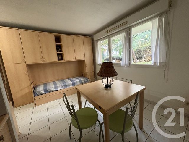 Appartement Studio à louer - 1 pièce - 18.14 m2 - NICE - 06 - PROVENCE-ALPES-COTE-D-AZUR - Century 21 Domus Immobilier