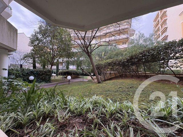 Appartement Studio à louer - 1 pièce - 18.14 m2 - NICE - 06 - PROVENCE-ALPES-COTE-D-AZUR - Century 21 Domus Immobilier