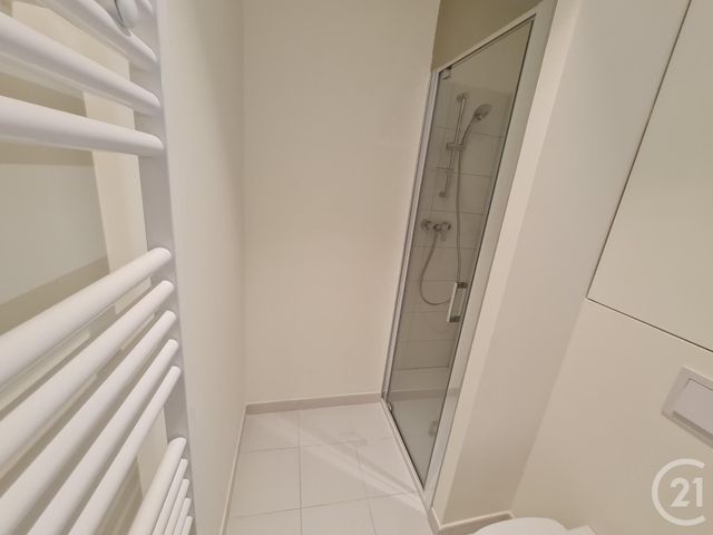 Appartement Studio à louer - 1 pièce - 24.24 m2 - NICE - 06 - PROVENCE-ALPES-COTE-D-AZUR - Century 21 Domus Immobilier