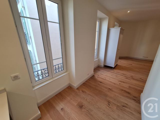 Appartement Studio à louer - 1 pièce - 24.24 m2 - NICE - 06 - PROVENCE-ALPES-COTE-D-AZUR - Century 21 Domus Immobilier