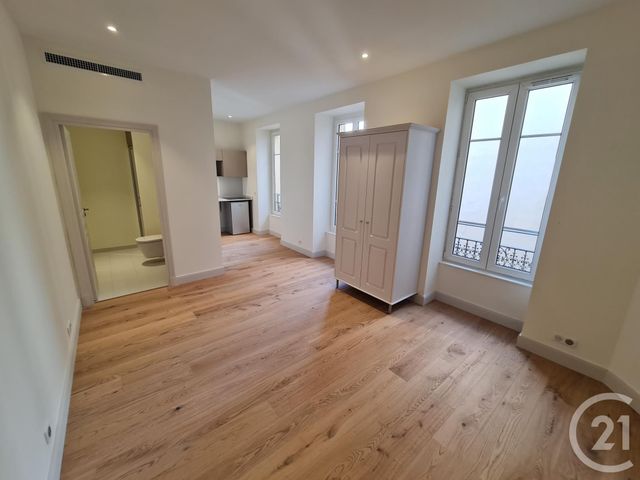 Appartement Studio à louer NICE
