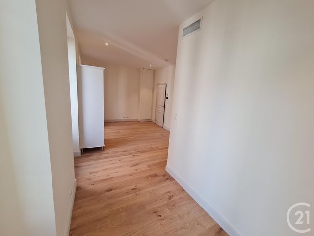 Appartement Studio à louer - 1 pièce - 24.24 m2 - NICE - 06 - PROVENCE-ALPES-COTE-D-AZUR - Century 21 Domus Immobilier