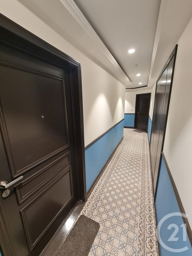 Appartement Studio à louer - 1 pièce - 24.24 m2 - NICE - 06 - PROVENCE-ALPES-COTE-D-AZUR - Century 21 Domus Immobilier