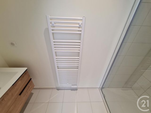 Appartement F2 à louer - 2 pièces - 36.0 m2 - NICE - 06 - PROVENCE-ALPES-COTE-D-AZUR - Century 21 Domus Immobilier