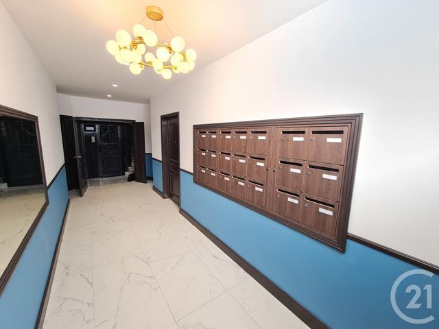 Appartement F2 à louer - 2 pièces - 36.0 m2 - NICE - 06 - PROVENCE-ALPES-COTE-D-AZUR - Century 21 Domus Immobilier