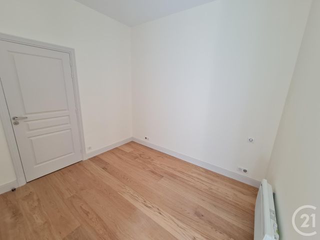 Appartement F2 à louer - 2 pièces - 36.0 m2 - NICE - 06 - PROVENCE-ALPES-COTE-D-AZUR - Century 21 Domus Immobilier