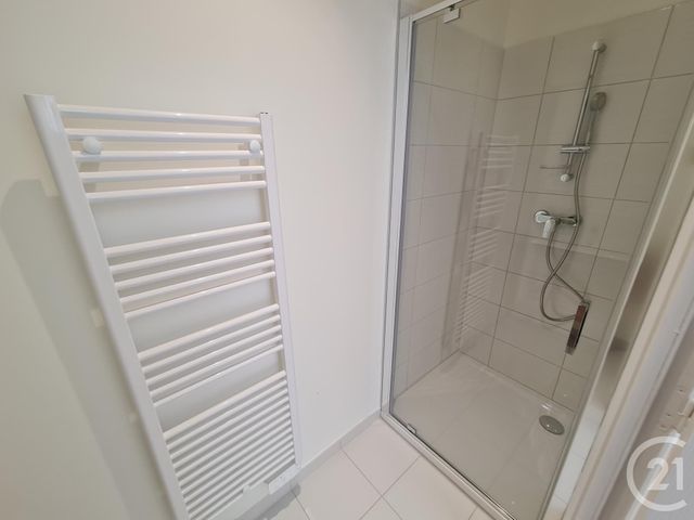 Appartement F2 à louer - 2 pièces - 36.0 m2 - NICE - 06 - PROVENCE-ALPES-COTE-D-AZUR - Century 21 Domus Immobilier