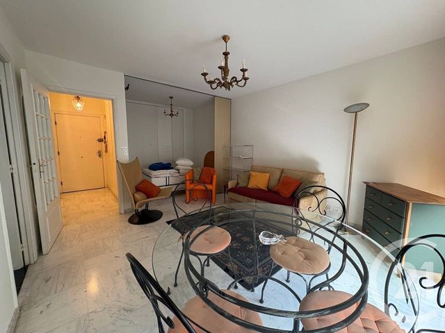 Appartement F1 à louer - 1 pièce - 35.0 m2 - NICE - 06 - PROVENCE-ALPES-COTE-D-AZUR - Century 21 Domus Immobilier