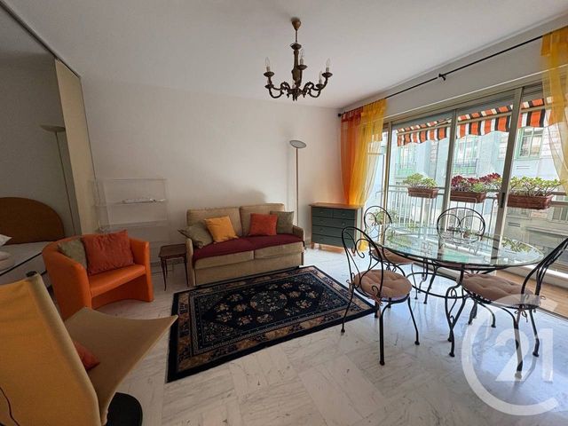 Appartement F1 à louer - 1 pièce - 35.0 m2 - NICE - 06 - PROVENCE-ALPES-COTE-D-AZUR - Century 21 Domus Immobilier