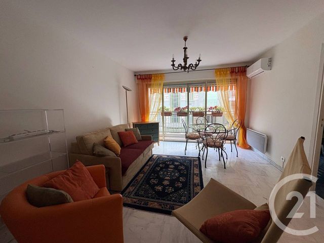 Appartement F1 à louer - 1 pièce - 35.0 m2 - NICE - 06 - PROVENCE-ALPES-COTE-D-AZUR - Century 21 Domus Immobilier