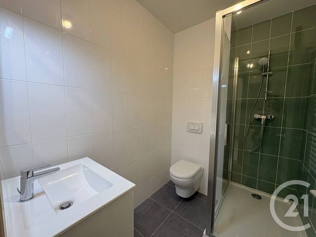 Appartement F2 à louer - 2 pièces - 38.0 m2 - NICE - 06 - PROVENCE-ALPES-COTE-D-AZUR - Century 21 Domus Immobilier