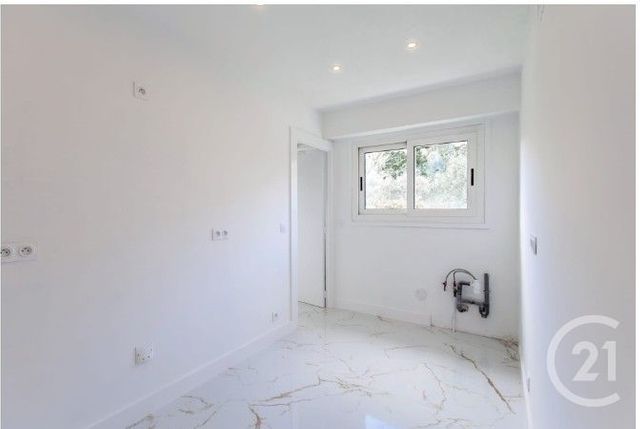 Appartement F4 à vendre - 4 pièces - 102.69 m2 - NICE - 06 - PROVENCE-ALPES-COTE-D-AZUR - Century 21 Domus Immobilier