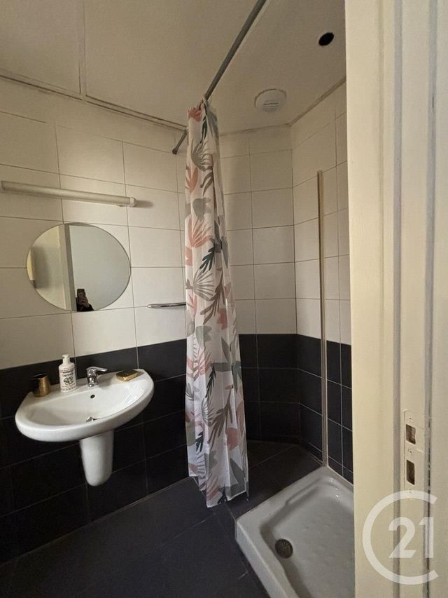 Appartement F1 à louer - 1 pièce - 14.42 m2 - NICE - 06 - PROVENCE-ALPES-COTE-D-AZUR - Century 21 Domus Immobilier