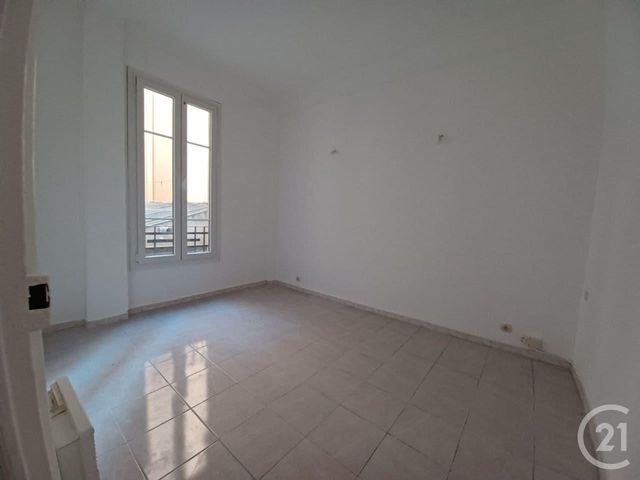 Appartement F2 à louer - 2 pièces - 26.33 m2 - NICE - 06 - PROVENCE-ALPES-COTE-D-AZUR - Century 21 Domus Immobilier