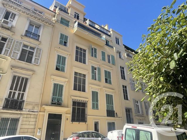 Appartement F2 à louer - 2 pièces - 30.18 m2 - NICE - 06 - PROVENCE-ALPES-COTE-D-AZUR - Century 21 Domus Immobilier