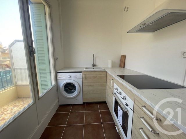 Appartement F2 à louer - 2 pièces - 30.18 m2 - NICE - 06 - PROVENCE-ALPES-COTE-D-AZUR - Century 21 Domus Immobilier