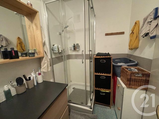 Appartement F2 à louer - 2 pièces - 33.09 m2 - NICE - 06 - PROVENCE-ALPES-COTE-D-AZUR - Century 21 Domus Immobilier