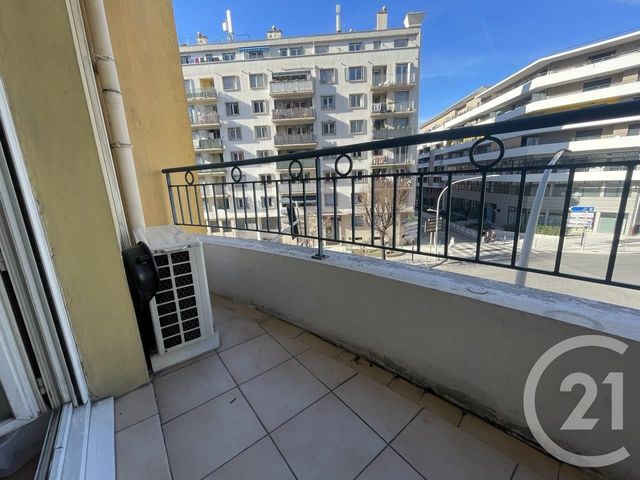 Appartement F2 à louer - 2 pièces - 33.09 m2 - NICE - 06 - PROVENCE-ALPES-COTE-D-AZUR - Century 21 Domus Immobilier