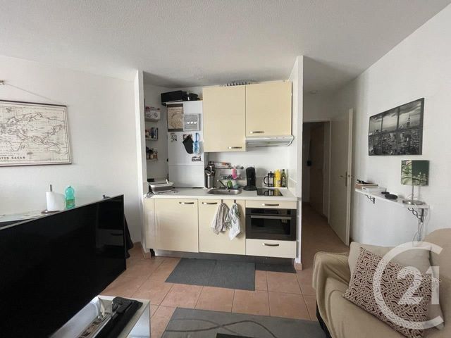 Appartement F2 à louer - 2 pièces - 33.09 m2 - NICE - 06 - PROVENCE-ALPES-COTE-D-AZUR - Century 21 Domus Immobilier