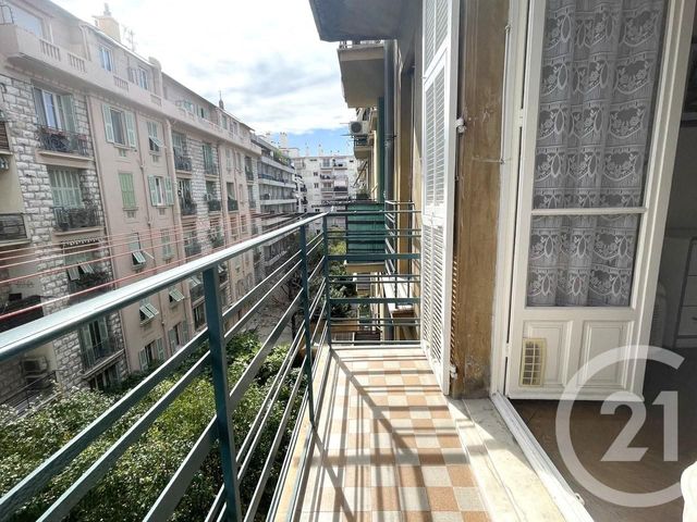 Appartement F3 à louer - 3 pièces - 66.55 m2 - NICE - 06 - PROVENCE-ALPES-COTE-D-AZUR - Century 21 Domus Immobilier