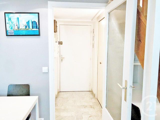 Appartement F2 à louer - 2 pièces - 35.79 m2 - NICE - 06 - PROVENCE-ALPES-COTE-D-AZUR - Century 21 Domus Immobilier
