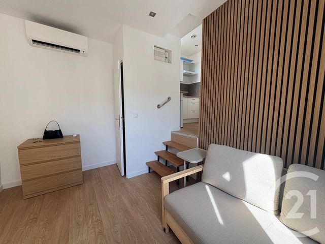 Appartement F1 à louer - 1 pièce - 18.0 m2 - NICE - 06 - PROVENCE-ALPES-COTE-D-AZUR - Century 21 Domus Immobilier