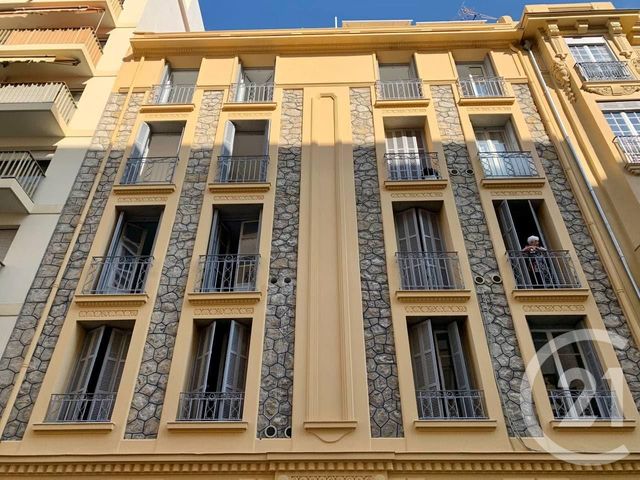 Appartement F2 à louer - 2 pièces - 27.04 m2 - NICE - 06 - PROVENCE-ALPES-COTE-D-AZUR - Century 21 Domus Immobilier